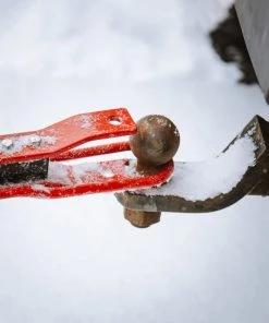 Accessories Eskimo EZ-Stow Pivoting Tow Hitch