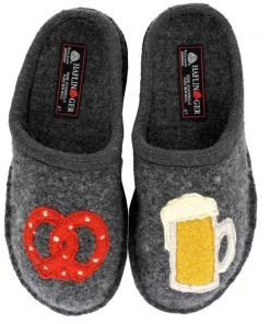 Slippers & Clogs Haflinger Unisex AR Oktoberfest Beer And Pretzel Slippers