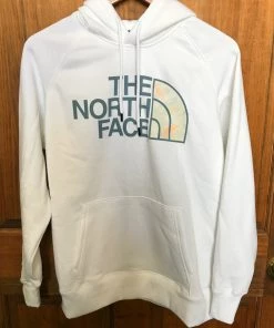 The North Face Women's Half Dome Pullover Hoodie