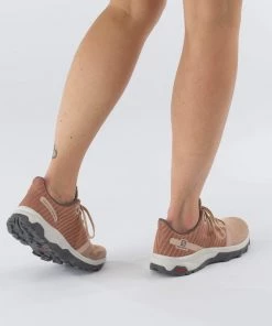 Salomon Women's Outbound Prism Hiking Shoes (412681) 12 Salomon Women's Outbound Prism Hiking Shoes (412681)