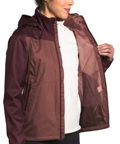 The North Face Women's Resolve Plus Jacket
