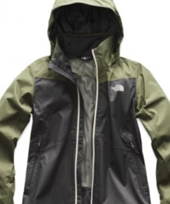 The North Face Women's Resolve Plus Jacket