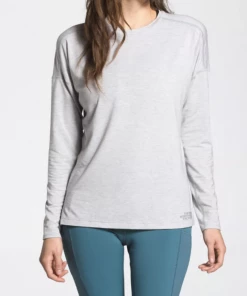 The North Face Women's Workout Long-Sleeve Shirt Shirts & Tops