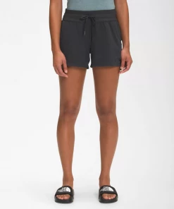 The North Face Women's Aphrodite Motion Shorts Pants & Shorts 9 The North Face Women's Aphrodite Motion Shorts Pants & Shorts